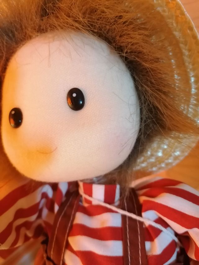 Muñeco musical antiguo