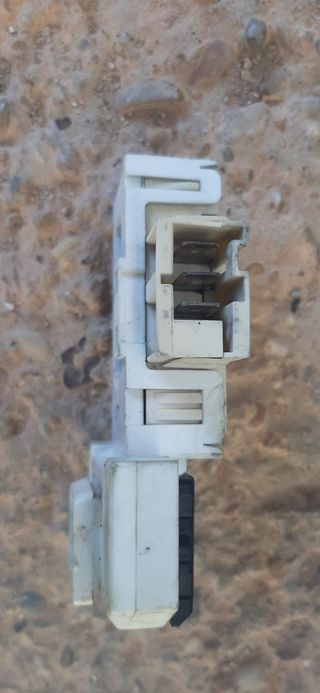 Cerradura Puerta Lav.
