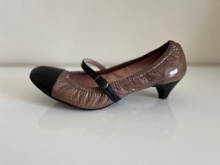 Bailarinas con tacón bajo