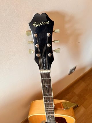 Guitarra acústica - Epiphone EJ200 Artist
