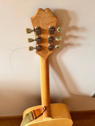 Guitarra acústica - Epiphone EJ200 Artist