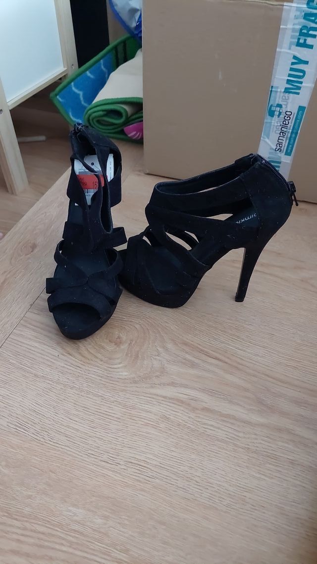 Sandalias de pimkie sin estrenar