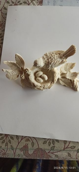 Figura pequeña de marmolina