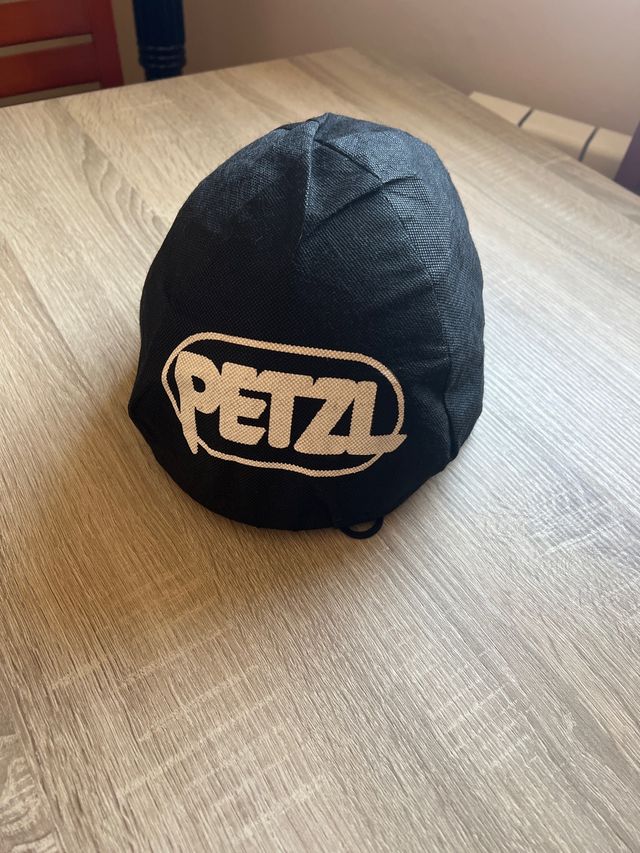 Casco escalada Petzl