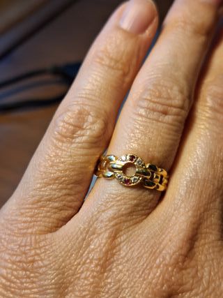 Anillo estilo art deco oro 18 k, rubíes y circonit