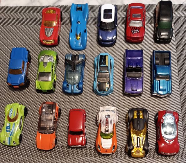 COCHES A ESCALA ANTIGUOS