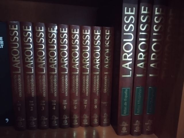 Diccionario larouse y atlas