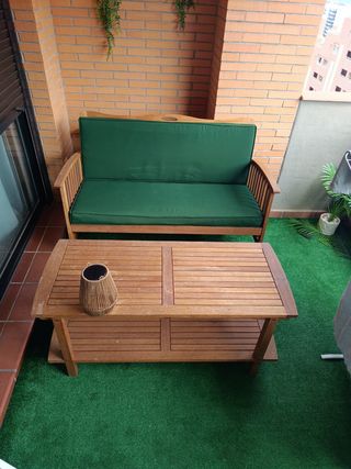 Sofá, mesa y Sillas de jardín y terraza
