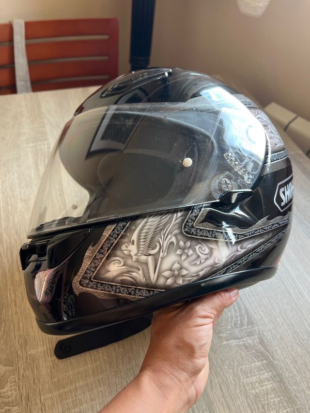 Casco moto Shoei
