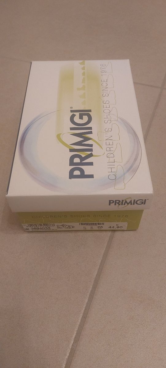 Scarpa bimbo misura 28