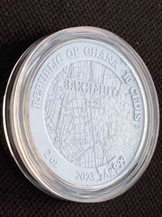 Moneda de plata Ghana 2023 Fortress Bakhmut 2 oz