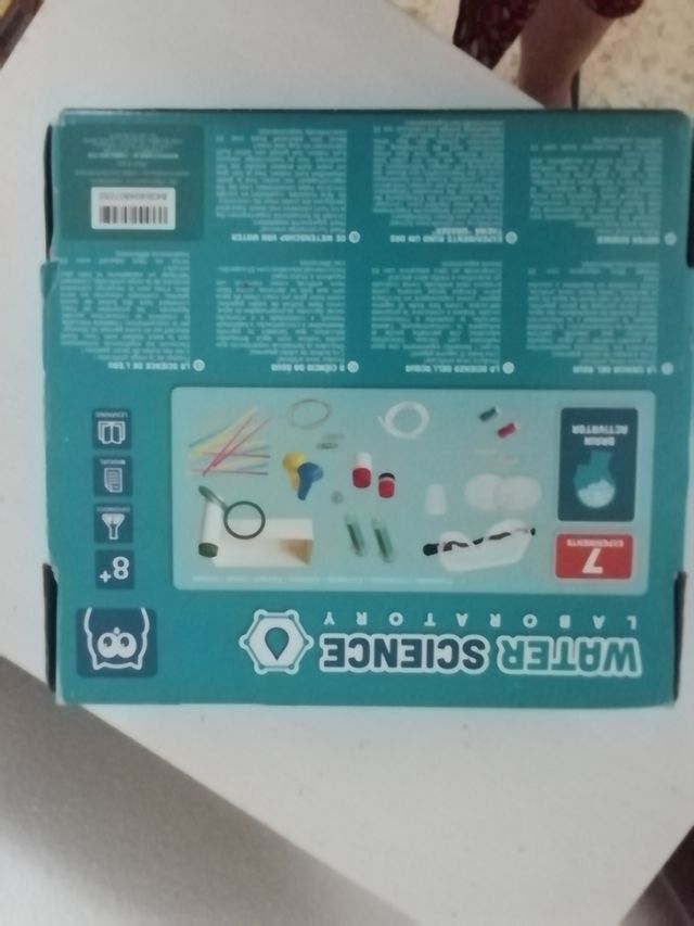 Juego experimentos con agua. 