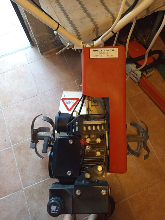 Motoazada motocultor VH