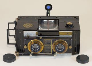 Cámara vintage rara Monobloc estereoscópica.