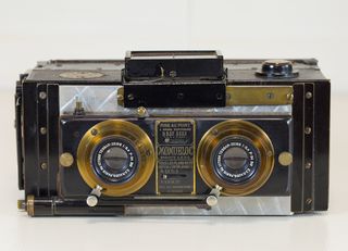 Cámara vintage rara Monobloc estereoscópica.