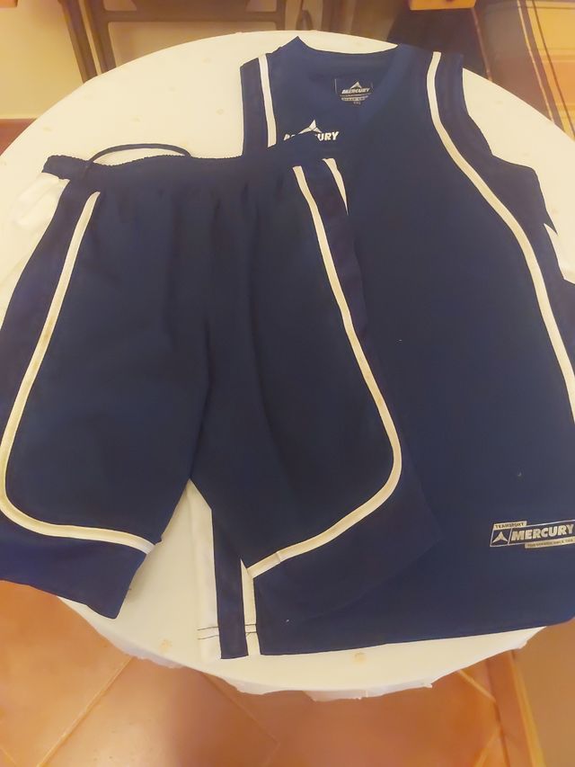 Equipacion infantil baloncesto