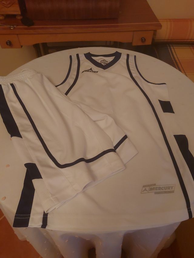 Equipacion infantil baloncesto