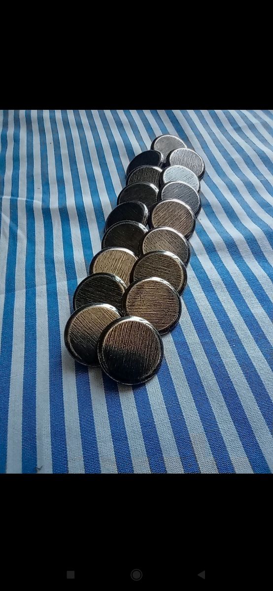 Bottoni set num 17 Pz