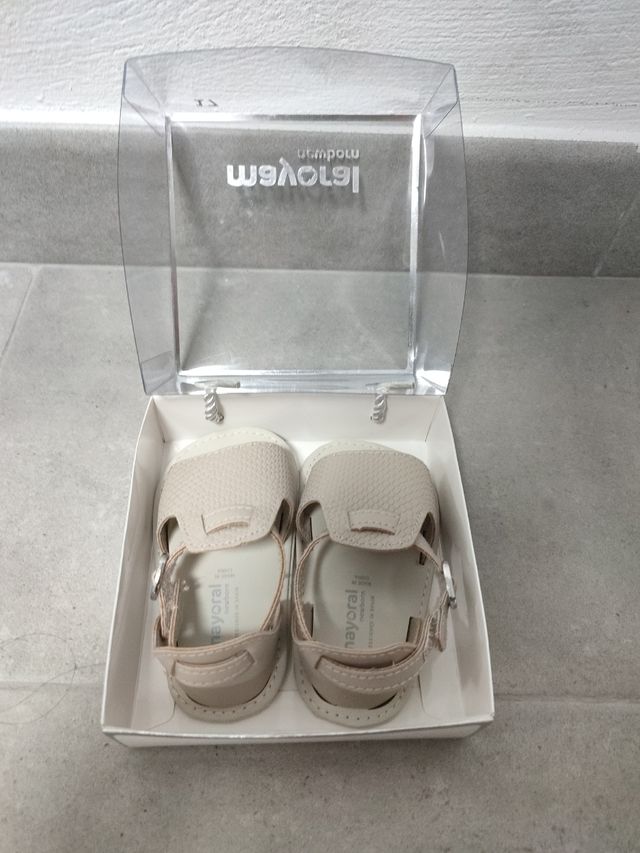 Zapatos bebe Talla 17 Marca MAYORAL