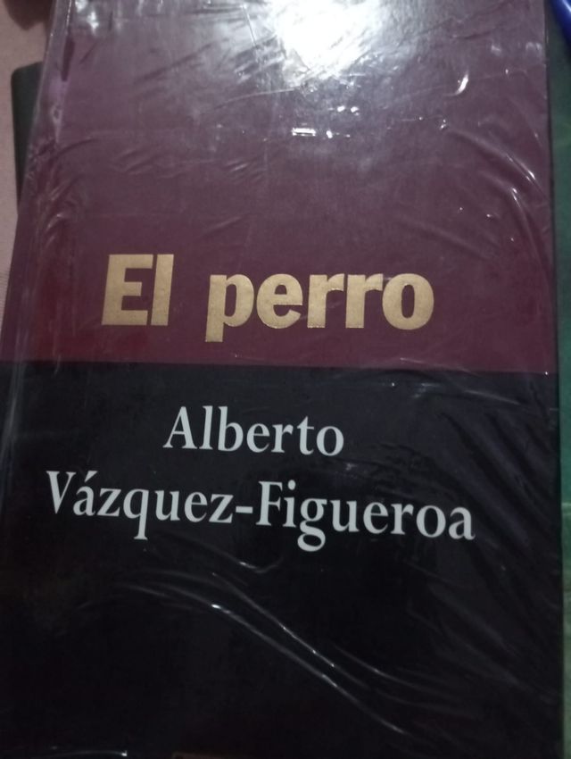 El perro y Crónica del rey pasmado