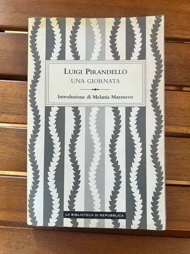 Libro "Una Giornata" di Luigi Pirandello