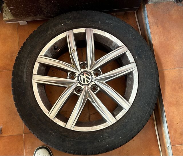 Llantas 16” VW + neumatico continental