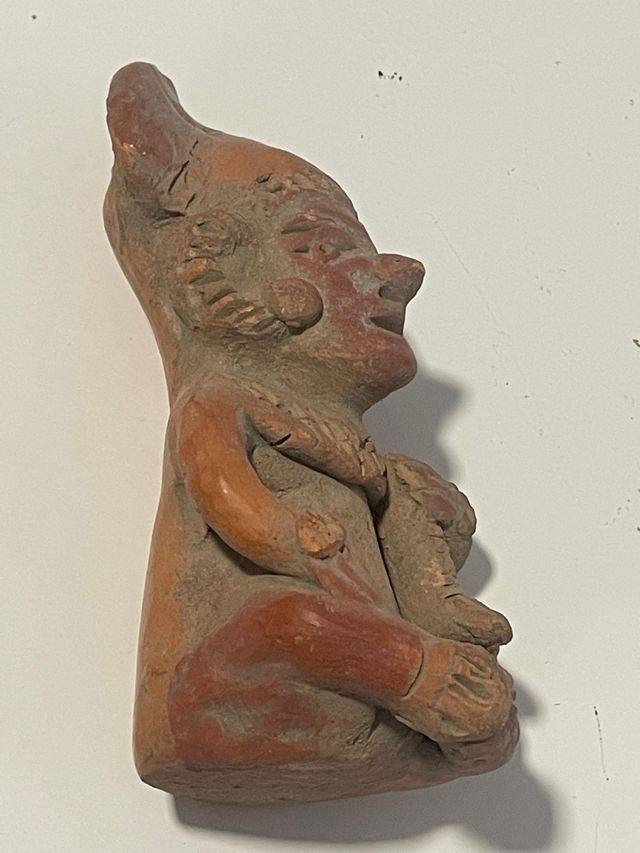 Pequeña figura o estatuilla