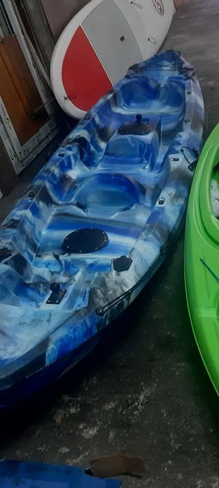 Kayak galaxy doble