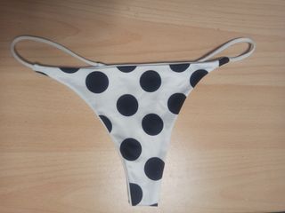 Bikini tanga.