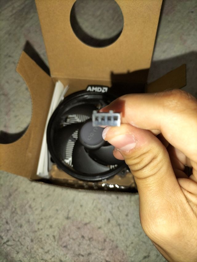 Dissipatore ryzen 5 originale