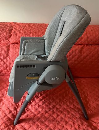 Trona JOÏE meet multiply 6 in 1. Como nueva