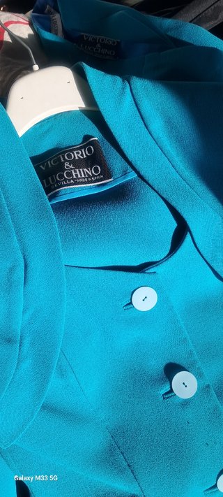 Conjunto de traje y falda