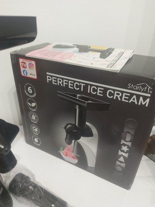 MAQUINA PARA HACER HELADOS