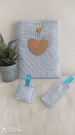 Funda libros regalo marcap. Saquit perfu