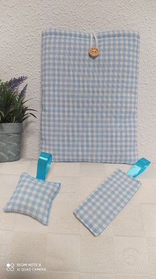 Funda libros regalo marcap. Saquit perfu