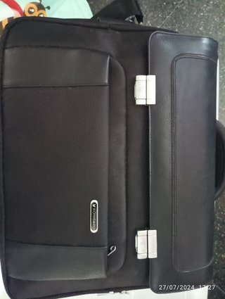 Maletín negro Roncato