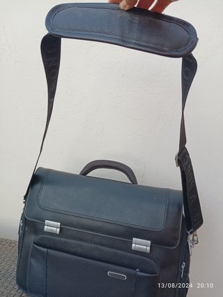 Maletín negro Roncato