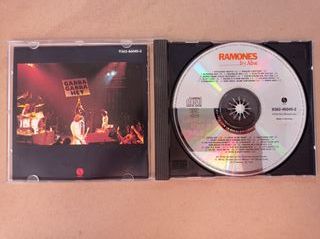 CD Ramones ''It's alive''