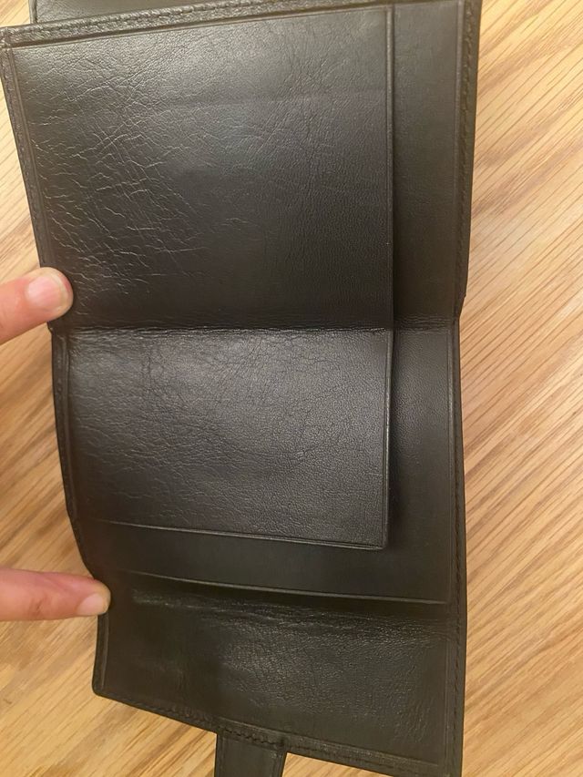 NUEVO Monedero y billetera depiel de Ubrique negra