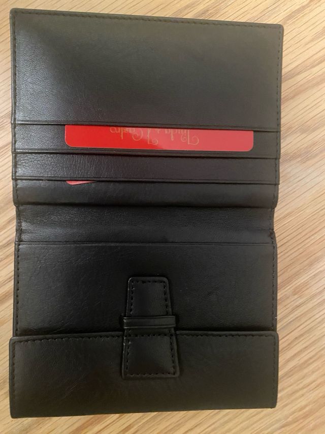 NUEVO Monedero y billetera depiel de Ubrique negra