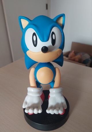 Sonic: Cable guy
