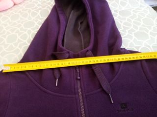 Sudadera con cremallera y capucha