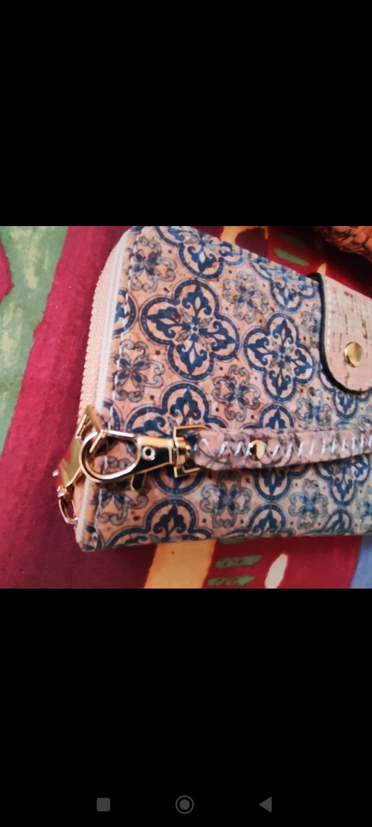 Monedero corcho 5€