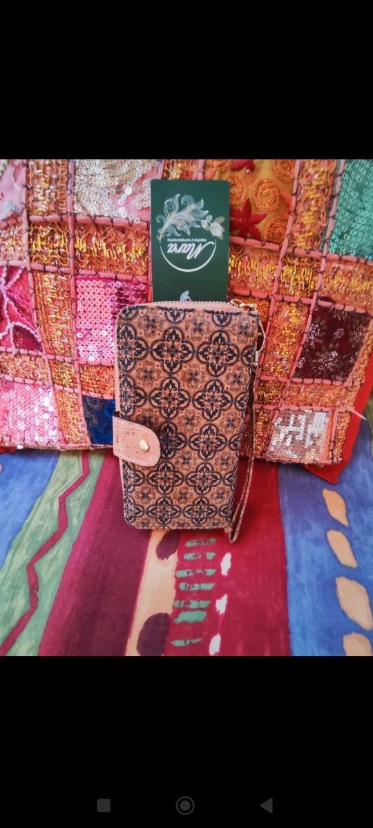 Monedero corcho 5€