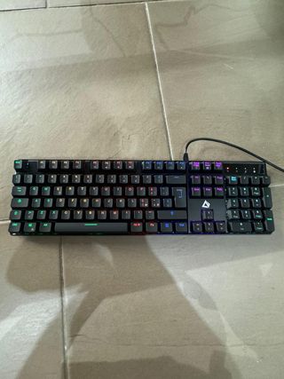 Teclado mecánico aukey switch azul