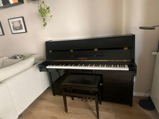 Piano de pared Yamaha