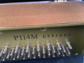 Piano de pared Yamaha