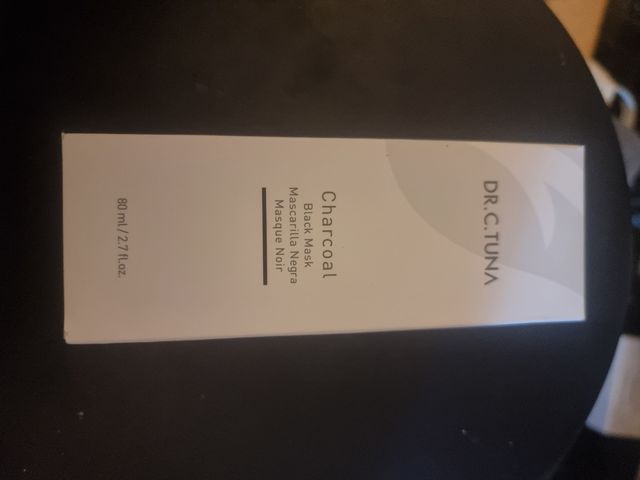 Mascarilla negra Dra .C.Tuna