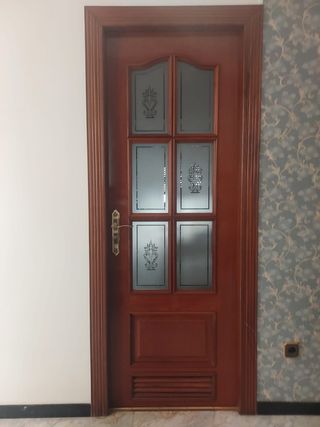 Puerta de cocina en madera