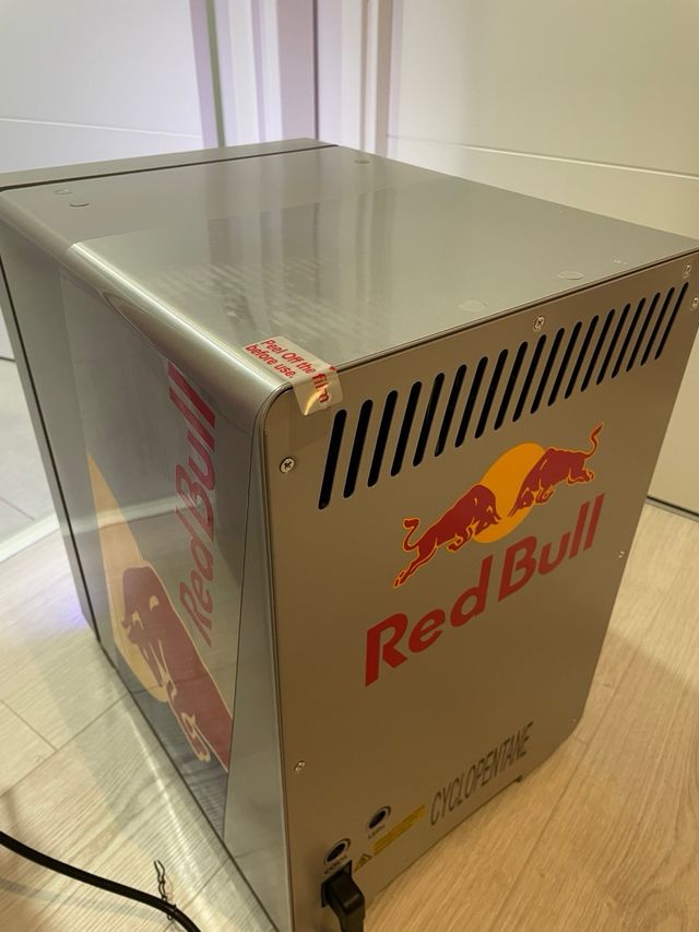 Nevera RedBull Edición Limitada